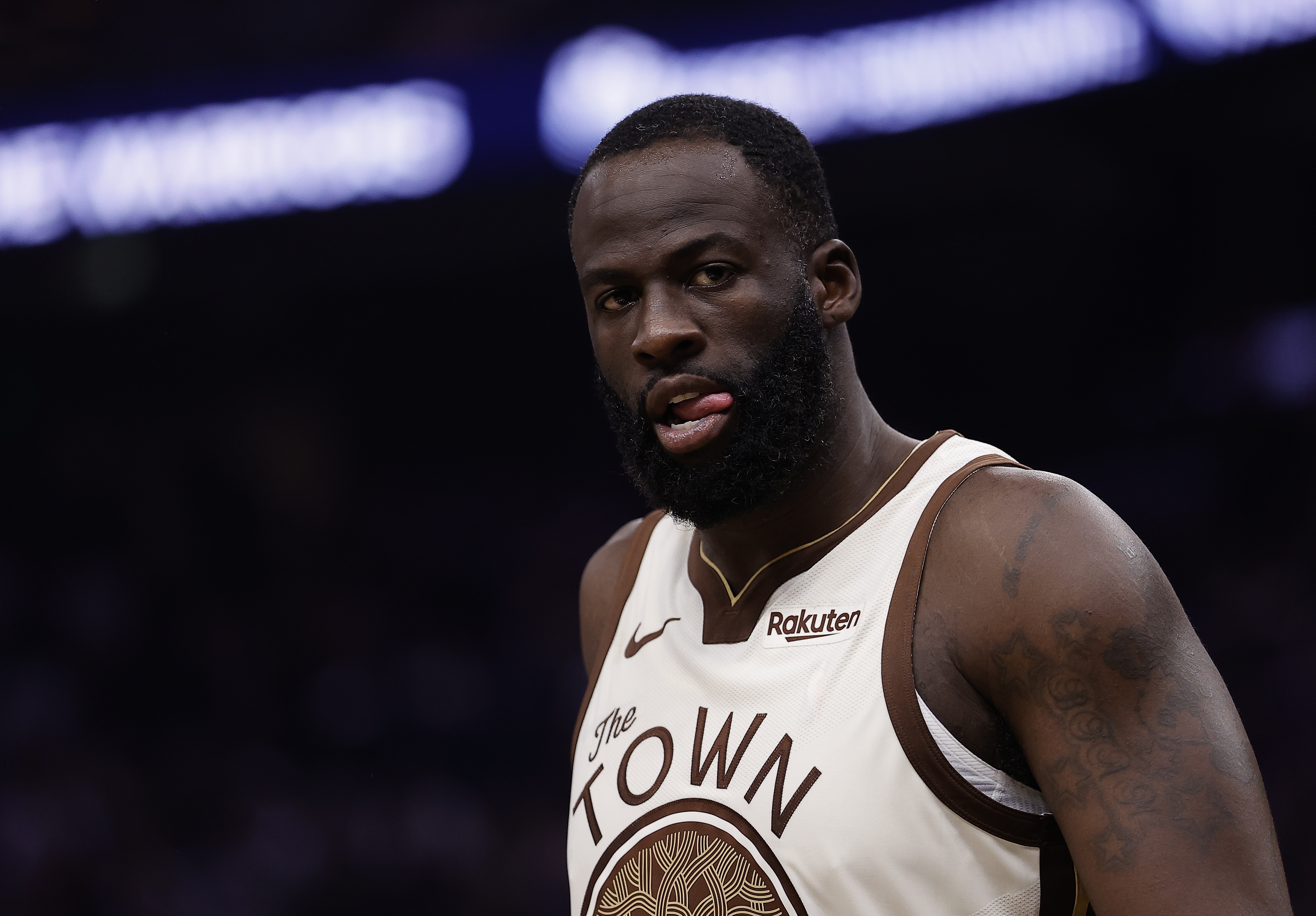 vip 注册地址-铁林:小里弗斯和追梦的一切都是自己挣的 在NBA没人会施舍你